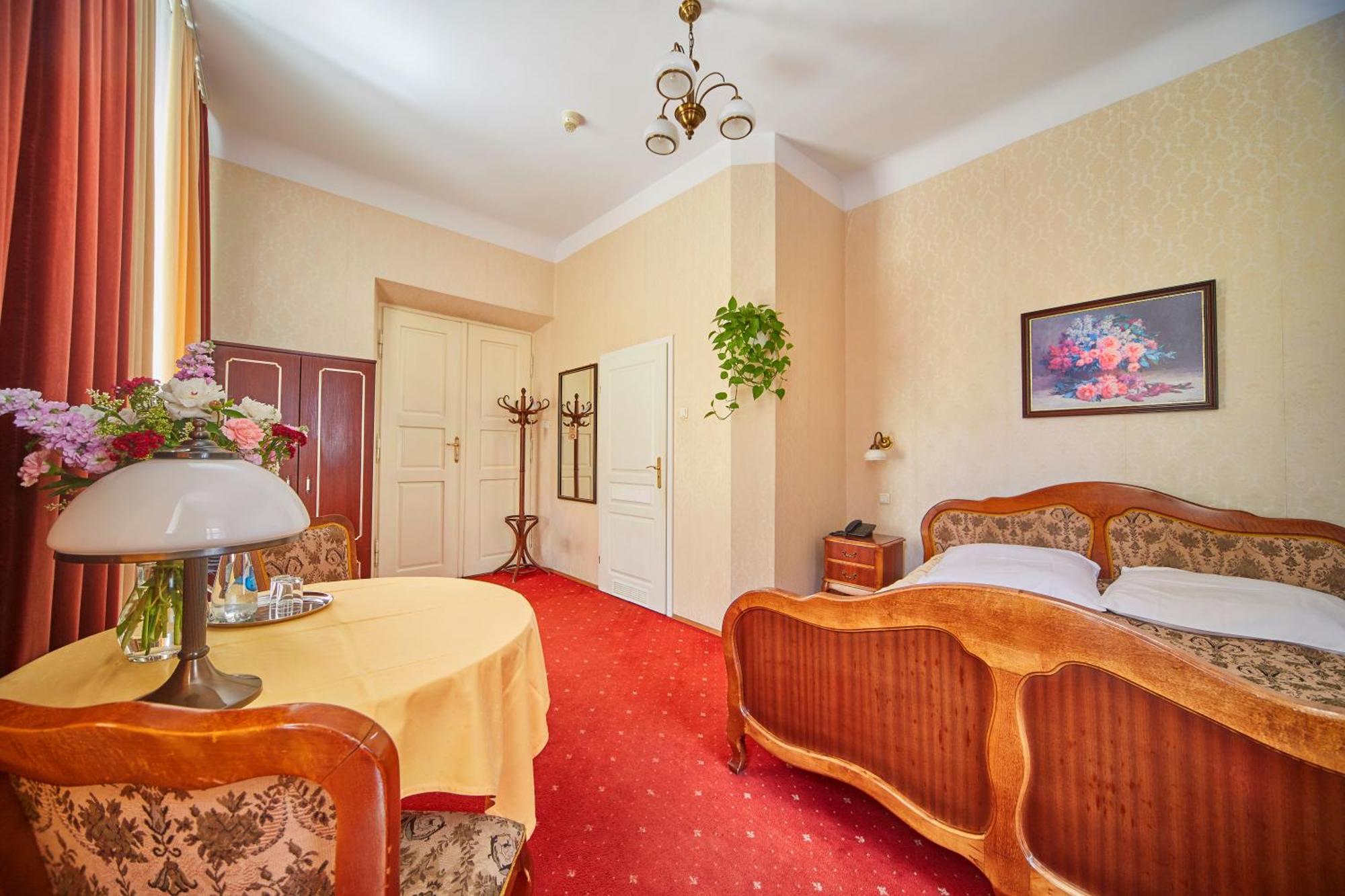 Pollera 3* Krakau